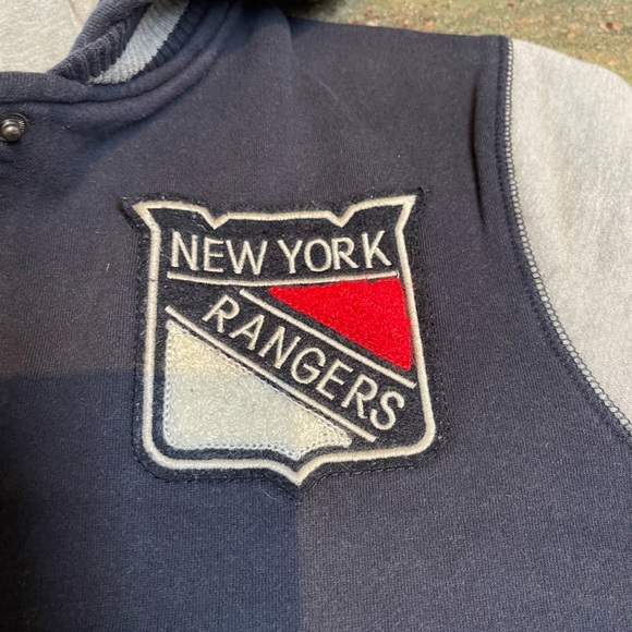 NY RANGERS OFFICIAL NFL est 1926 YTH M VINTAGE FLEECE JACKET W/HOOD - Picture 3 of 6